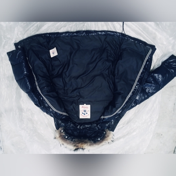 Pyrenex 1859 Heritage puffer w/fur on hood szM - Picture 2 of 8